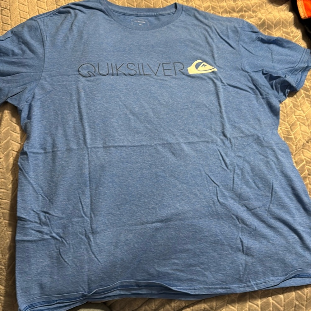 Quicksilver light blue t-shirt size large